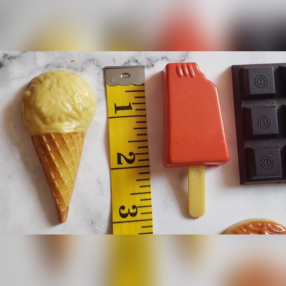 Vintage 1980s Ice Cream Candy Chocolate Sweets Kitchen Magnets - Picture 4 of 7